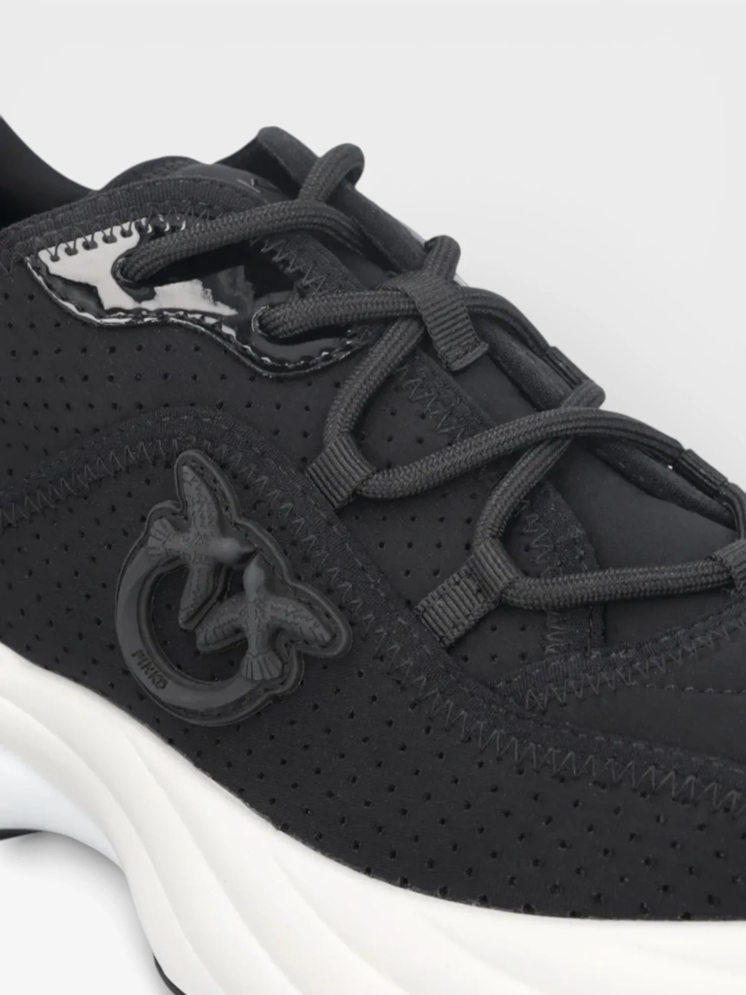 Ariel 10 Black