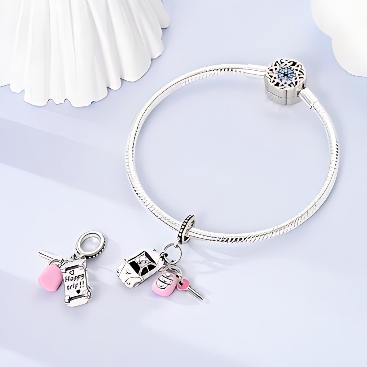 Autókulcs charm – ezüstözött