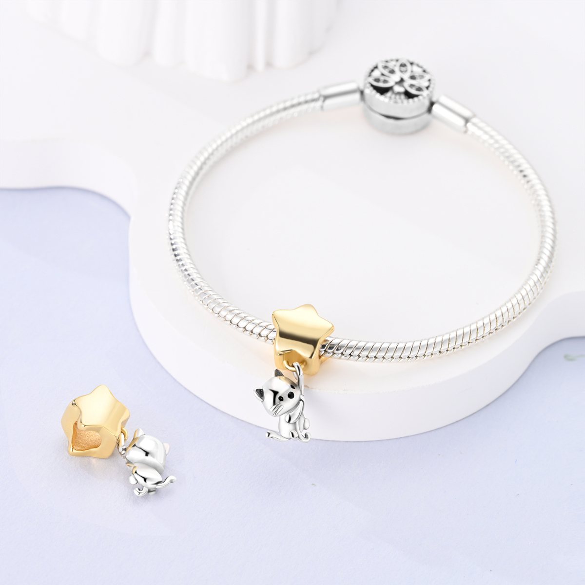Csillagfogó cica charm – ezüstözött