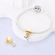 Csillagfogó cica charm – ezüstözött