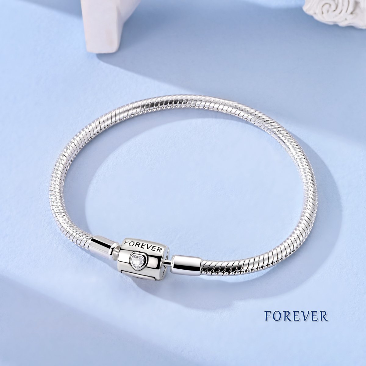 FOREVER csatos kígyólánc karkötő – ezüstözött