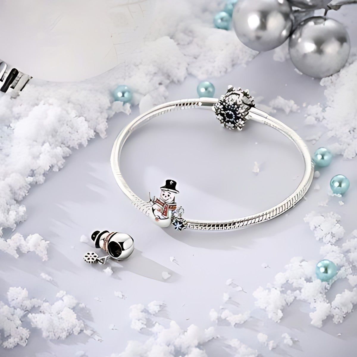 Hóember charm – ezüstözött