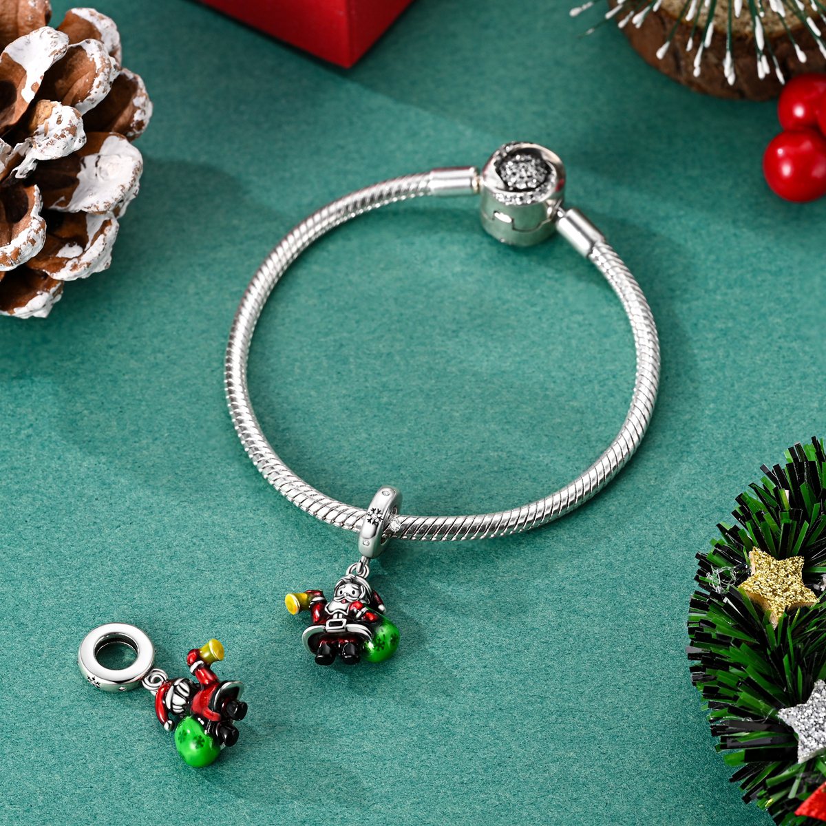 Mikulás charm – ezüstözött