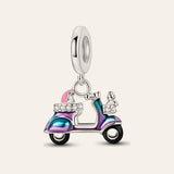 Robogó charm – ezüstözött