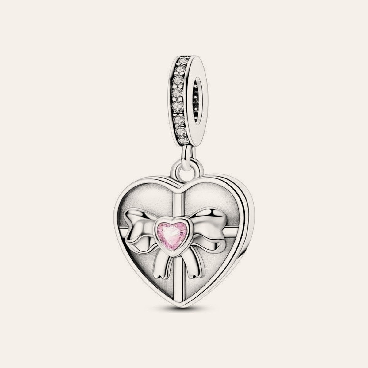 Szív alakú bonbonosdoboz charm – ezüstözött