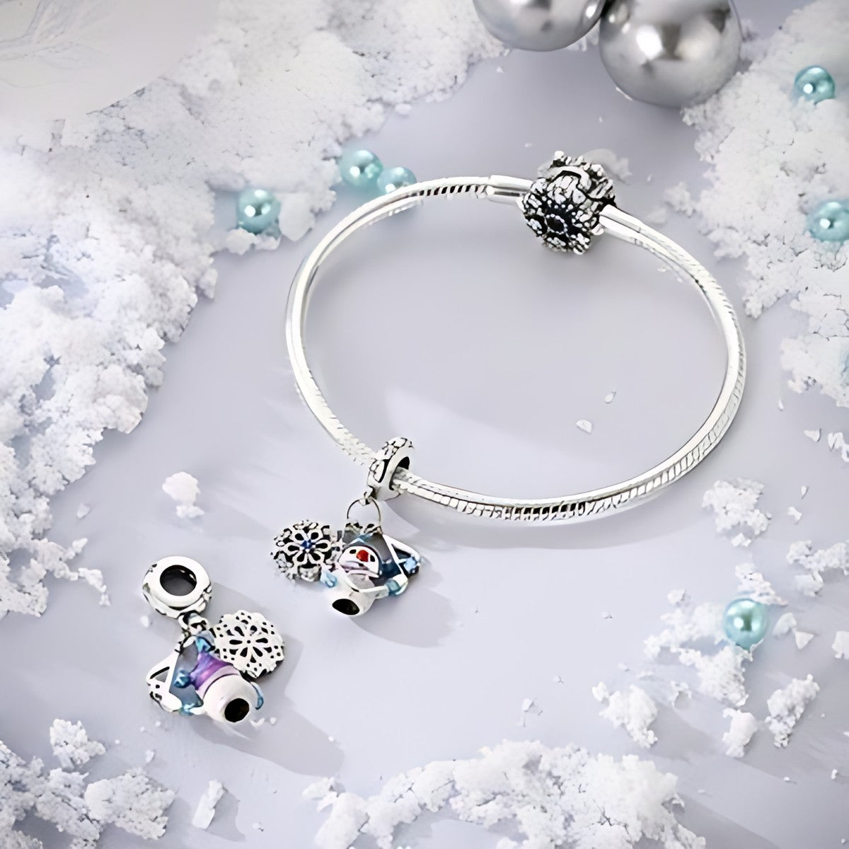 Téli dal hóember charm – ezüstözött