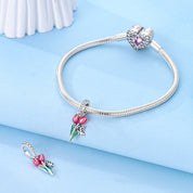 Tulipán és pillangó charm – ezüstözött